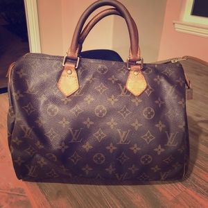 Louis Vuitton Speedy